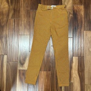 Plaid crop pants